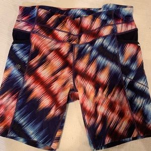 Athleta Running Shorts Tights 7” Ultimate Stash